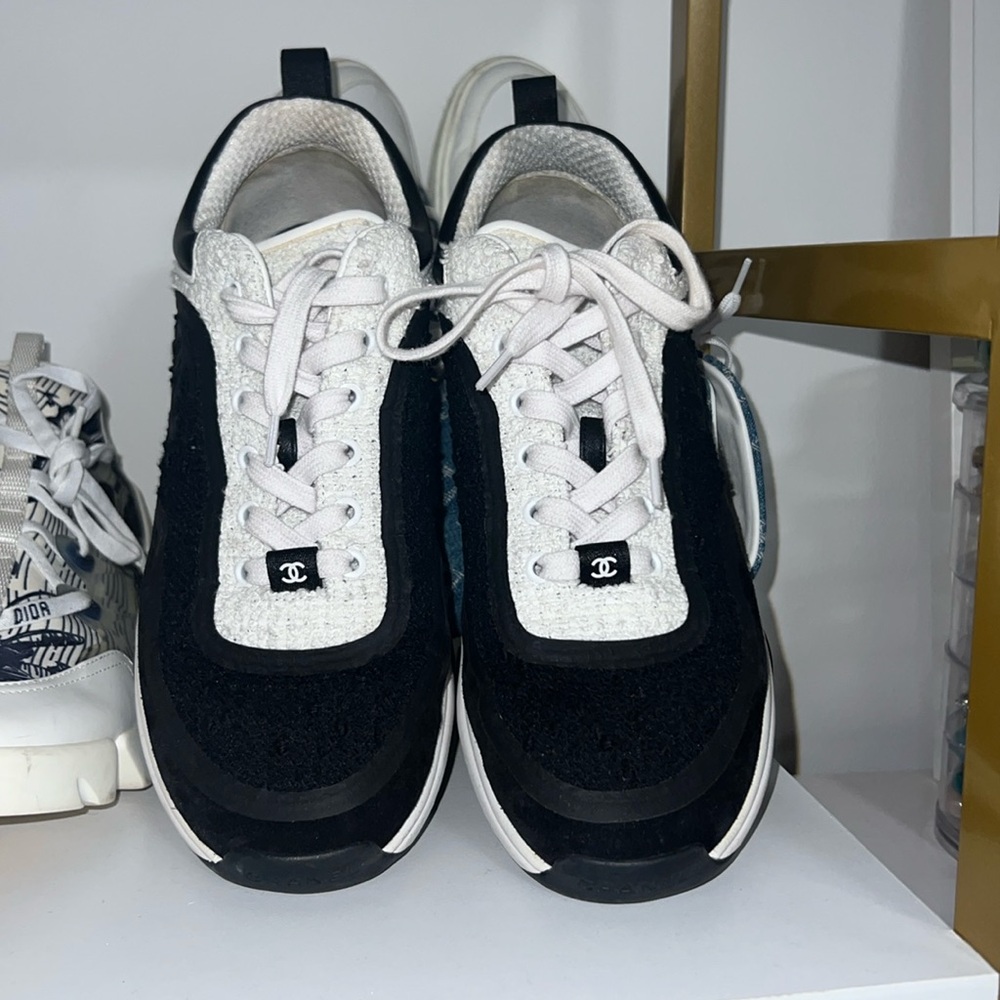 Chanel Sneakers 40